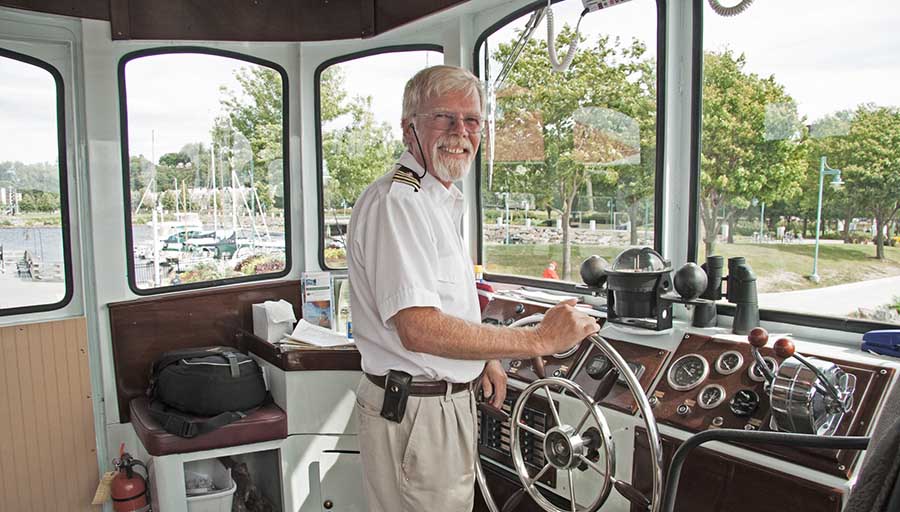 Captain Stan and Moonlight Lady